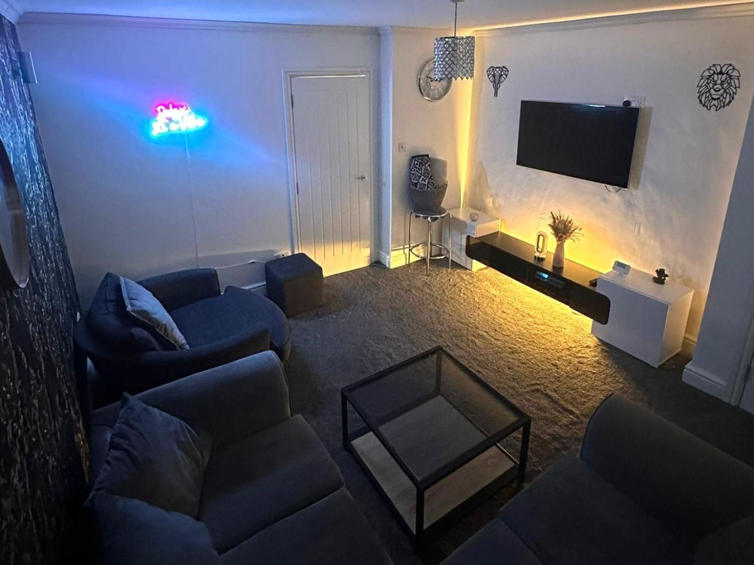 The Hideaway Home Bd5 - 2 Bed Lovely Modern House Bradford  Exterior photo
